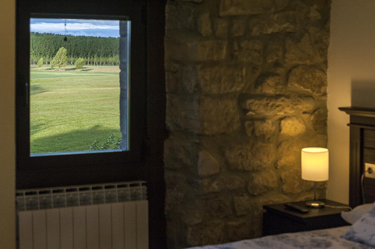 Albergue Turistico "La Fabrica" Tardajos Eksteriør billede